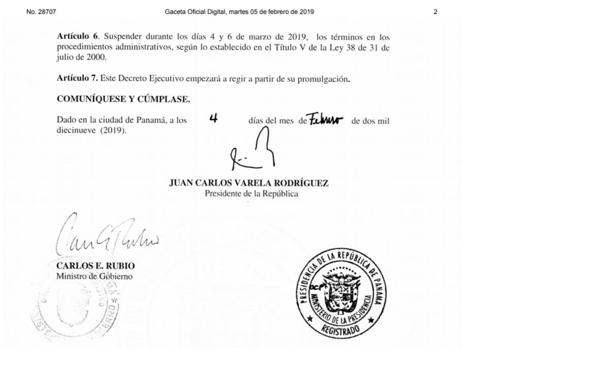 Varela firma decreto.Así van a laborar los funcionarios públicos por el carnaval