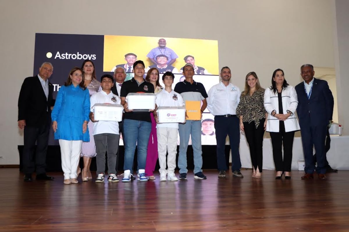24 equipos representarán a Panamá en la Olimpiada Mundial de Robótica