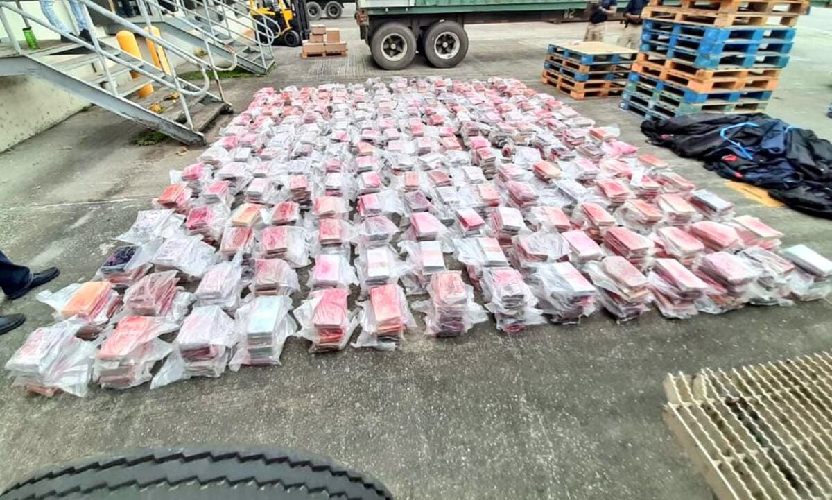 Decomisan mil paquetes de droga en Colón