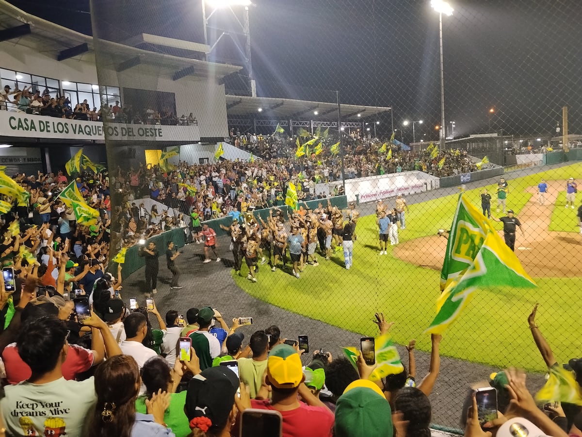 Béisbol Mayor se prende con entradas 2x1 desde este domingo