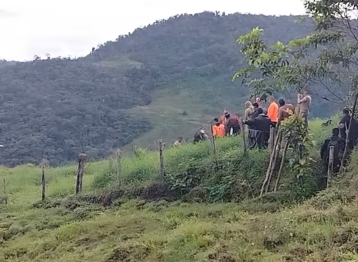 Ocho senderistas quedan atrapados en la montaña entre Chiriquí y la comarca y son rescatados 