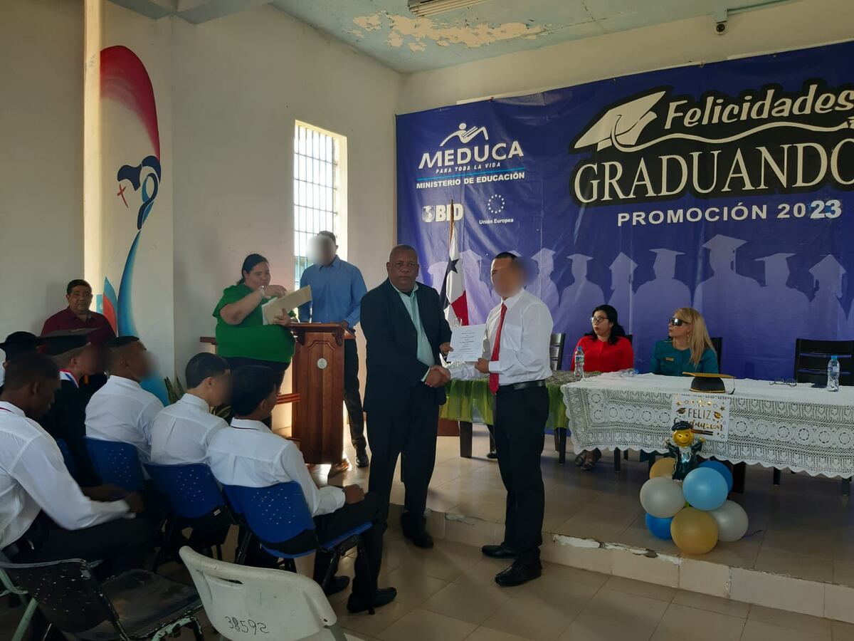 Educación Transformadora: Éxito en la gala de graduación para jóvenes en centros de cumplimiento