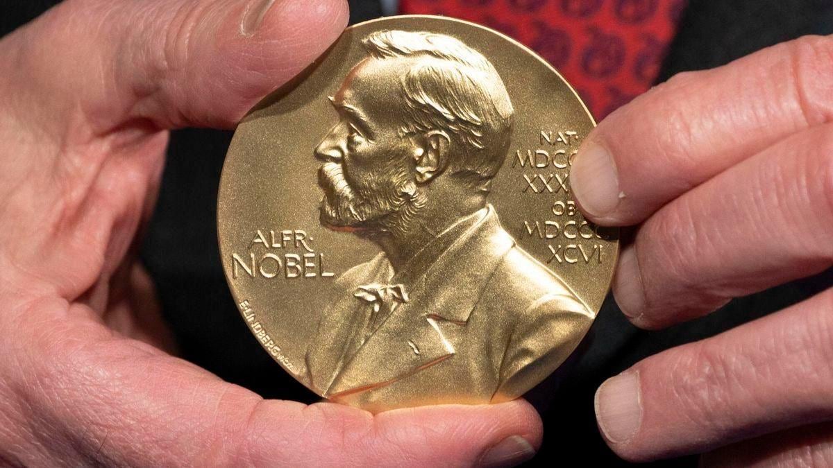Premio Nobel de Medicina 2025: Tres científicos descifran el secreto del sistema inmune