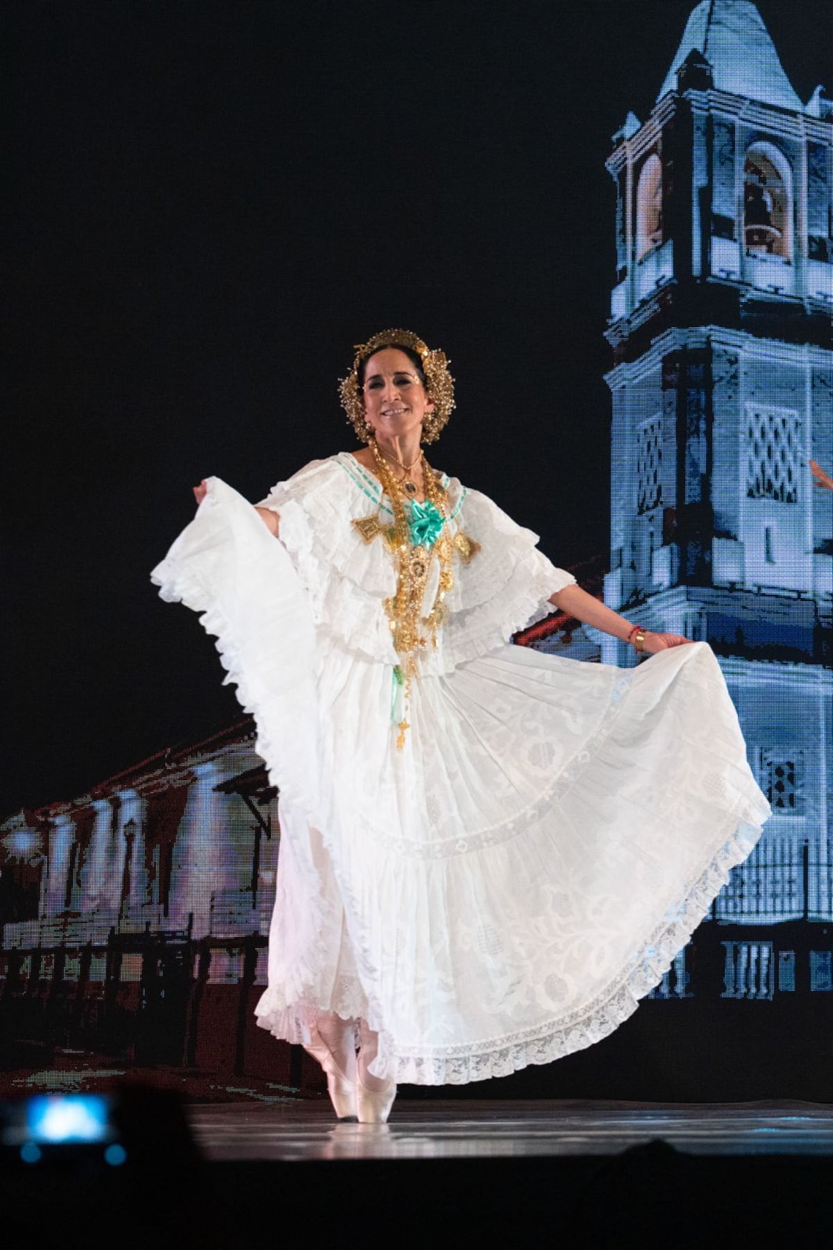 Ballet Nacional lleva el folclore panameño al escenario con ritmo y elegancia