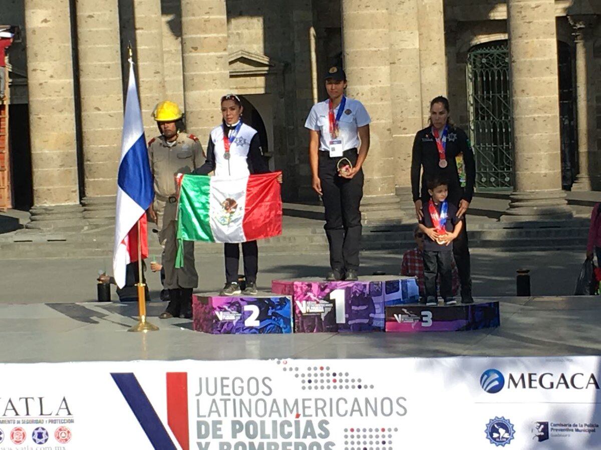 Bombero panameña se destaca y gana los V Juegos Latinos de Bomberos y Policías
