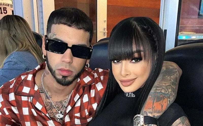 ¡LA EX Y LA NUEVA! Yailin comparte una noche con Anuel y Fabiana Buitrago