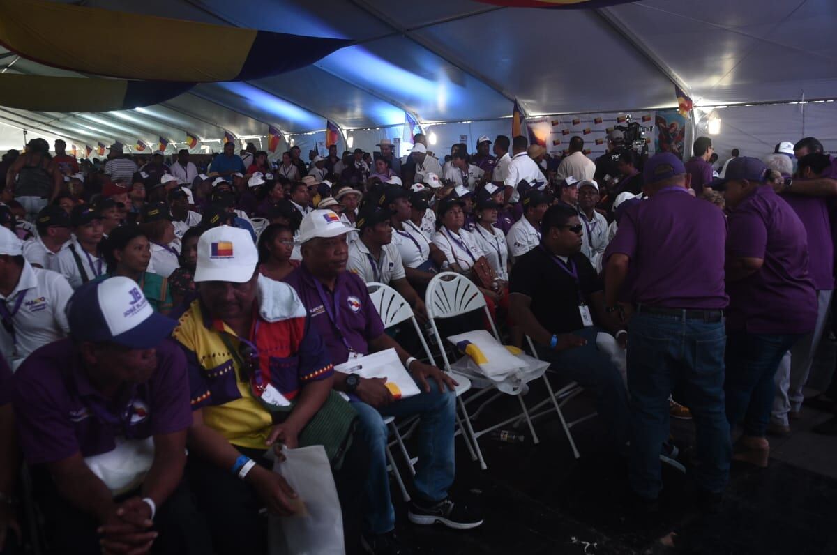 Panameñistas en espera de la votación de los convencionales