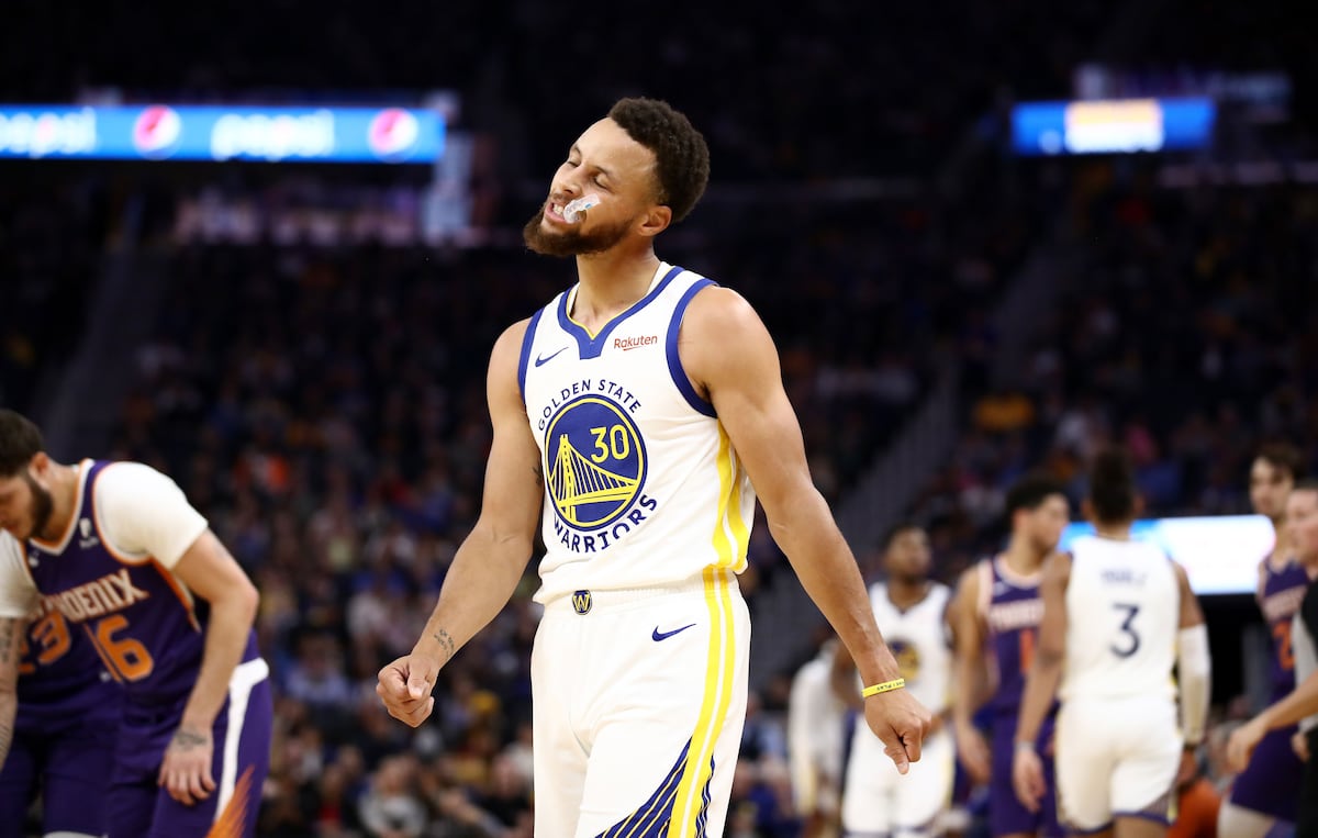 Curry se opera la mano y estará fuera tres meses