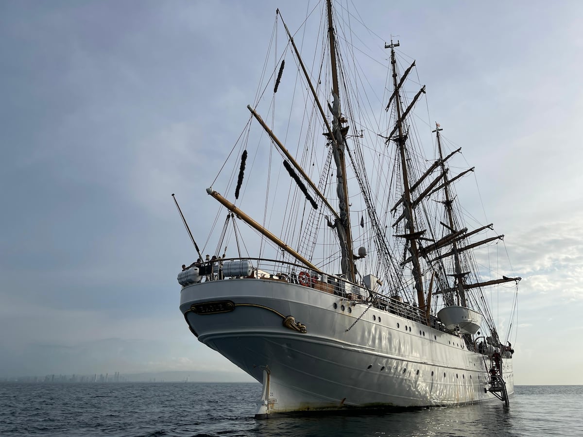 Panamá recibe al Eagle: leyenda naval de 1936 en la bahía