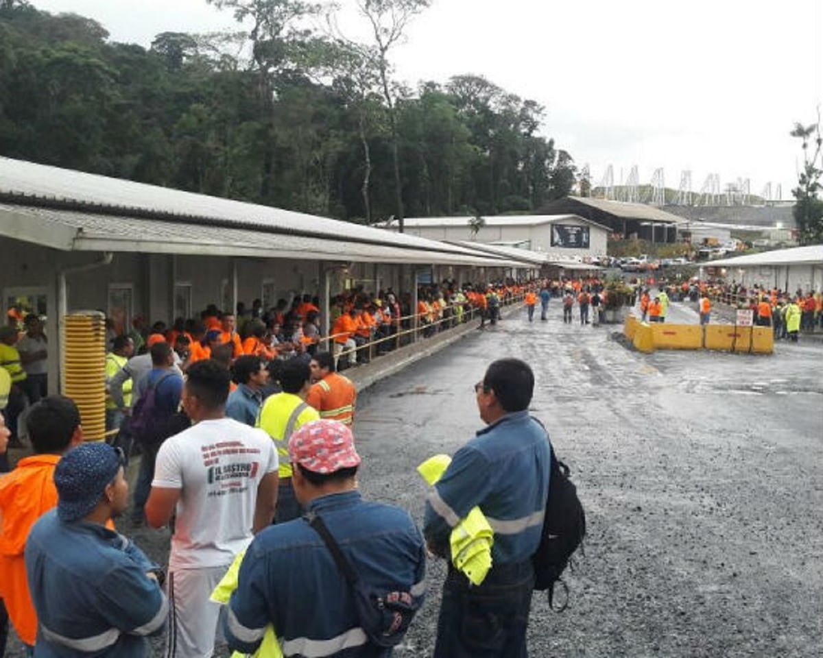 Exigen a Cortizo ordenar suspensión de operaciones en Minera Panamá