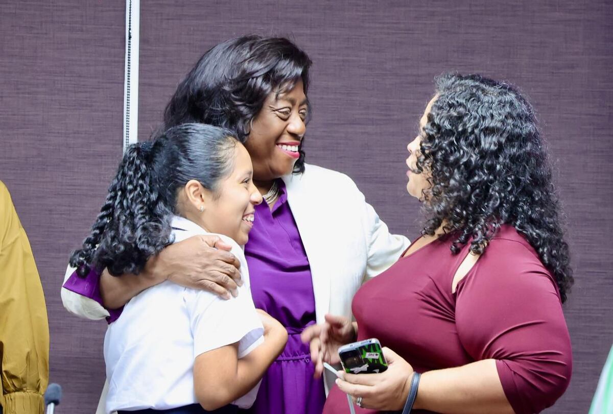 Pasando lista: Asegure su Pase U con la constancia de ‘Escuela para Padres’