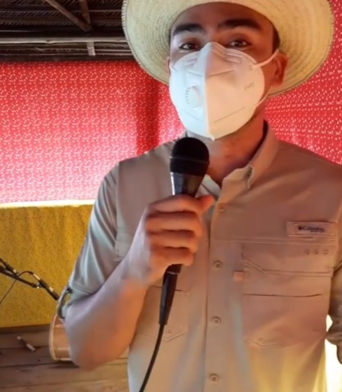 Kendall Royo hijo, ya es presentador de TV. Reemplazó a su papá en ‘De aquí pa’ allá’. Video