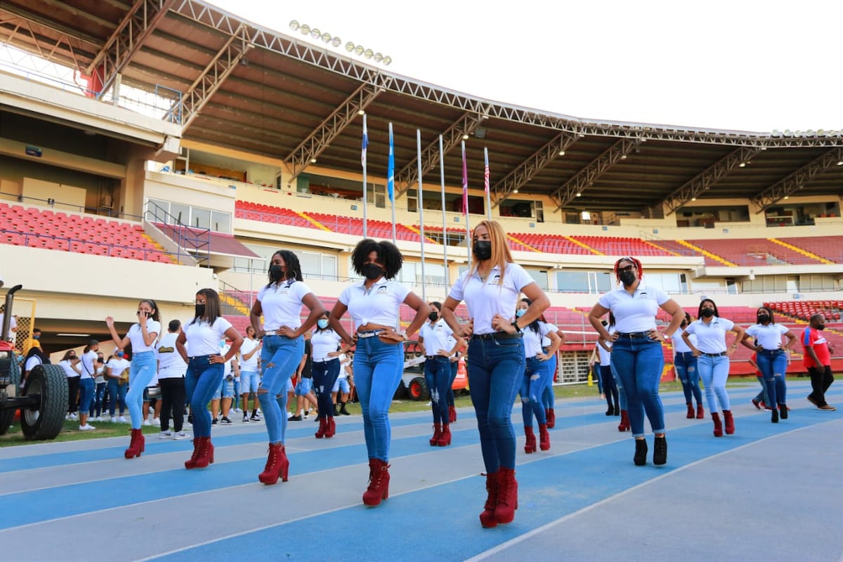 A levantarse temprano, presentación de bandas en el Rommel Fernández comienza bien temprano