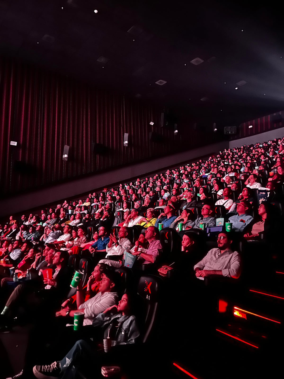 ¡Orgullo panameño! ‘Papeles’ revienta la gran pantalla con el escándalo que sacudió al mundo