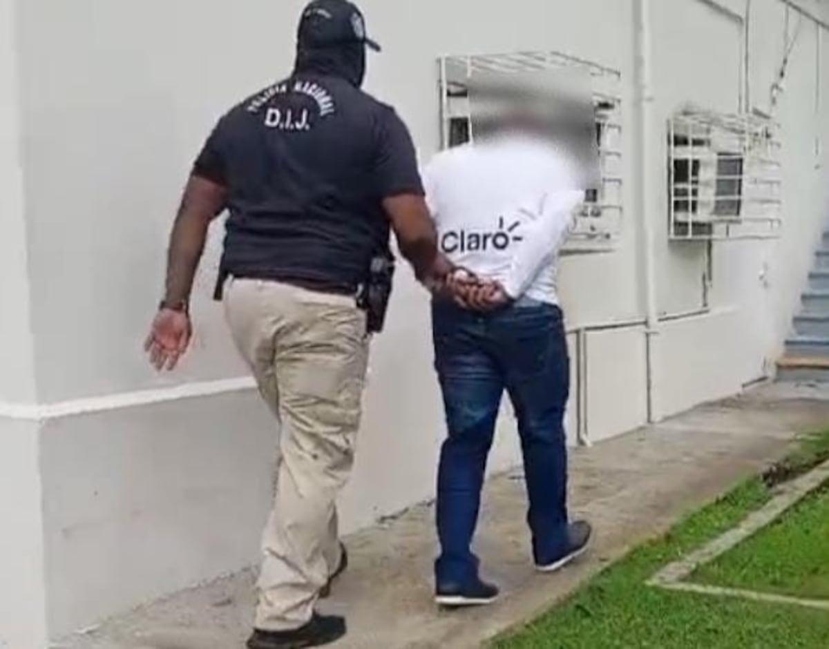 Estalla caso de presunto peculado en Cristóbal: exrepresentante y extesorero detenidos