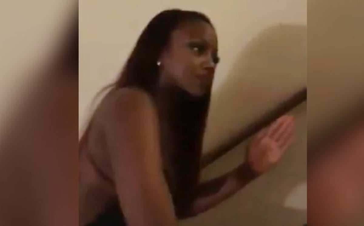 Mujer pilla a su novio con la amante, y esta se hace pasar por una muñeca sexual