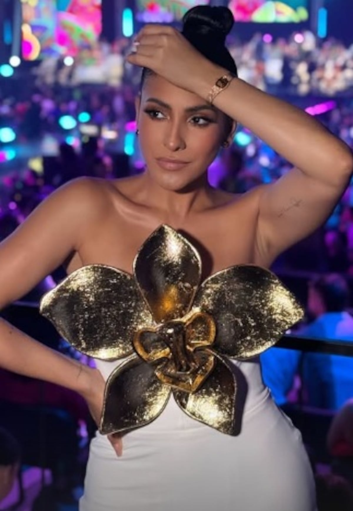 El oro, las críticas y la locura: los looks más comentados de Premios Juventud 2025