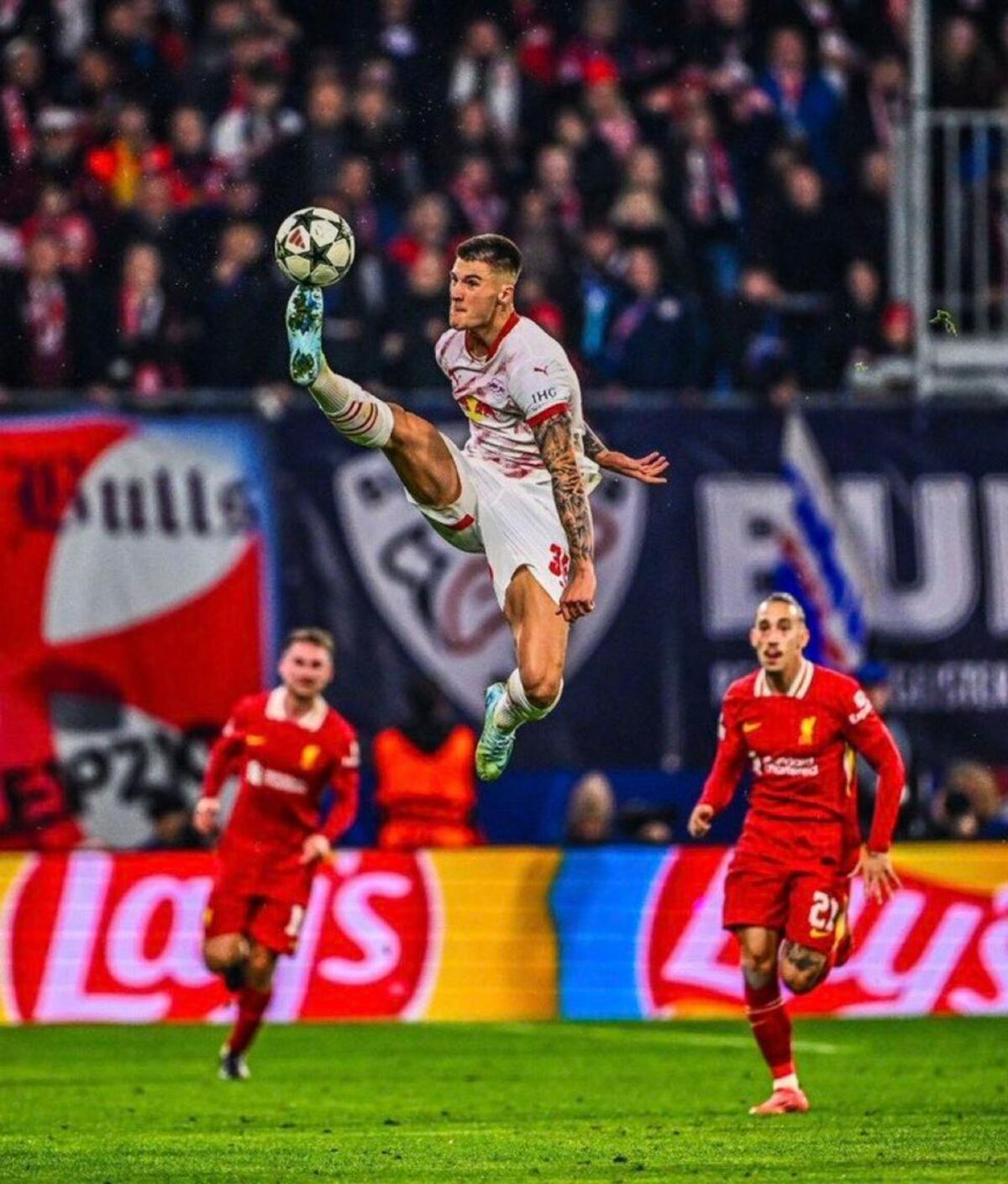 ¡Old Trafford tiene una nueva estrella! El Manchester United ficha a Benjamin Sesko por $92.5 millones