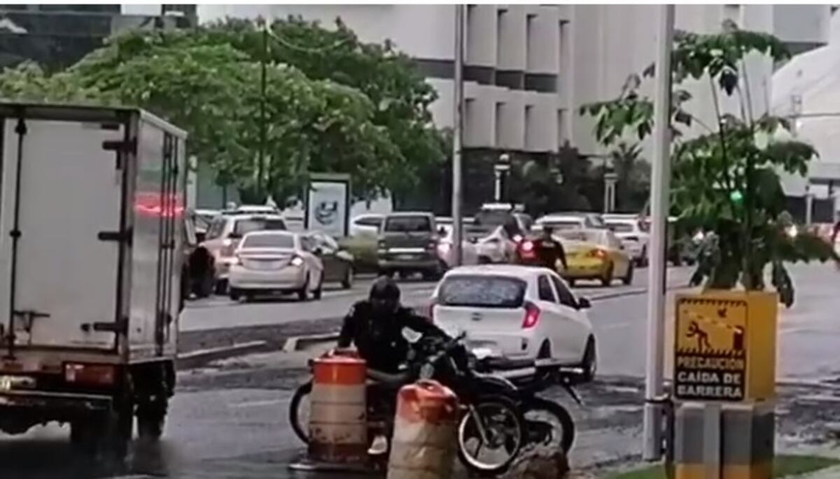 Caravana en medio de la cuarentena, deja a varios sancionados. Protestan por la corrupción y el confinamiento