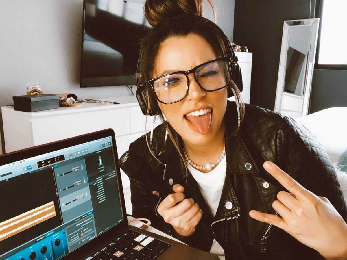 ¿Al buen entendedor pocas palabras? La docencia musical de Ingrid de Ycaza sobre el uso del autotune que involucró a la cantante Anyuri