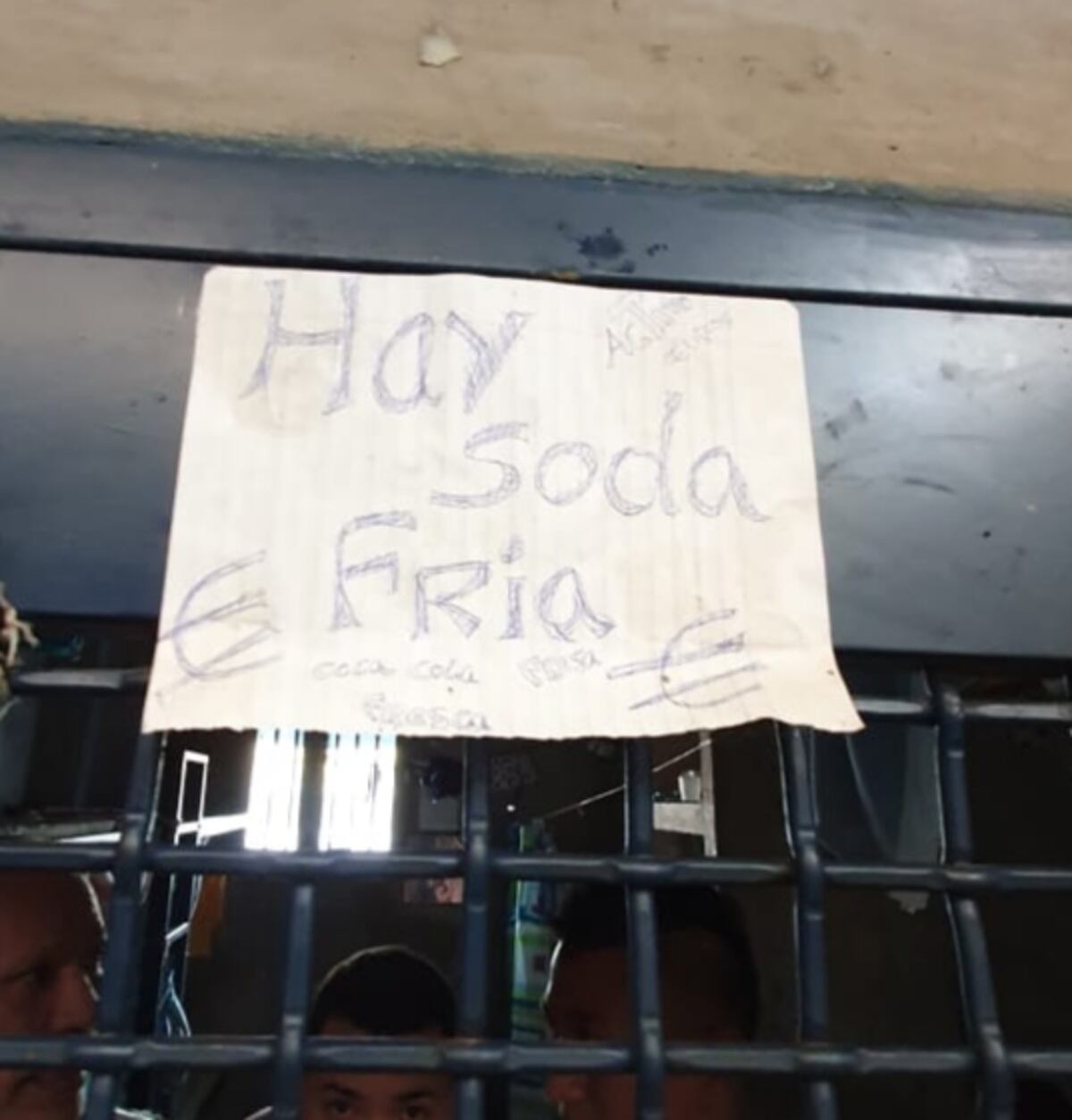 Les caen a la pandilla “Los Euros”