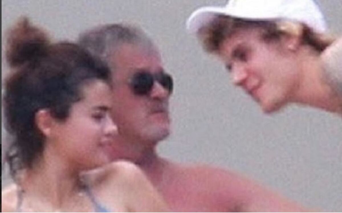 ¿EN BODA? Justin Bieber y Selena viajan hasta Jamaica invitados a matrimonio