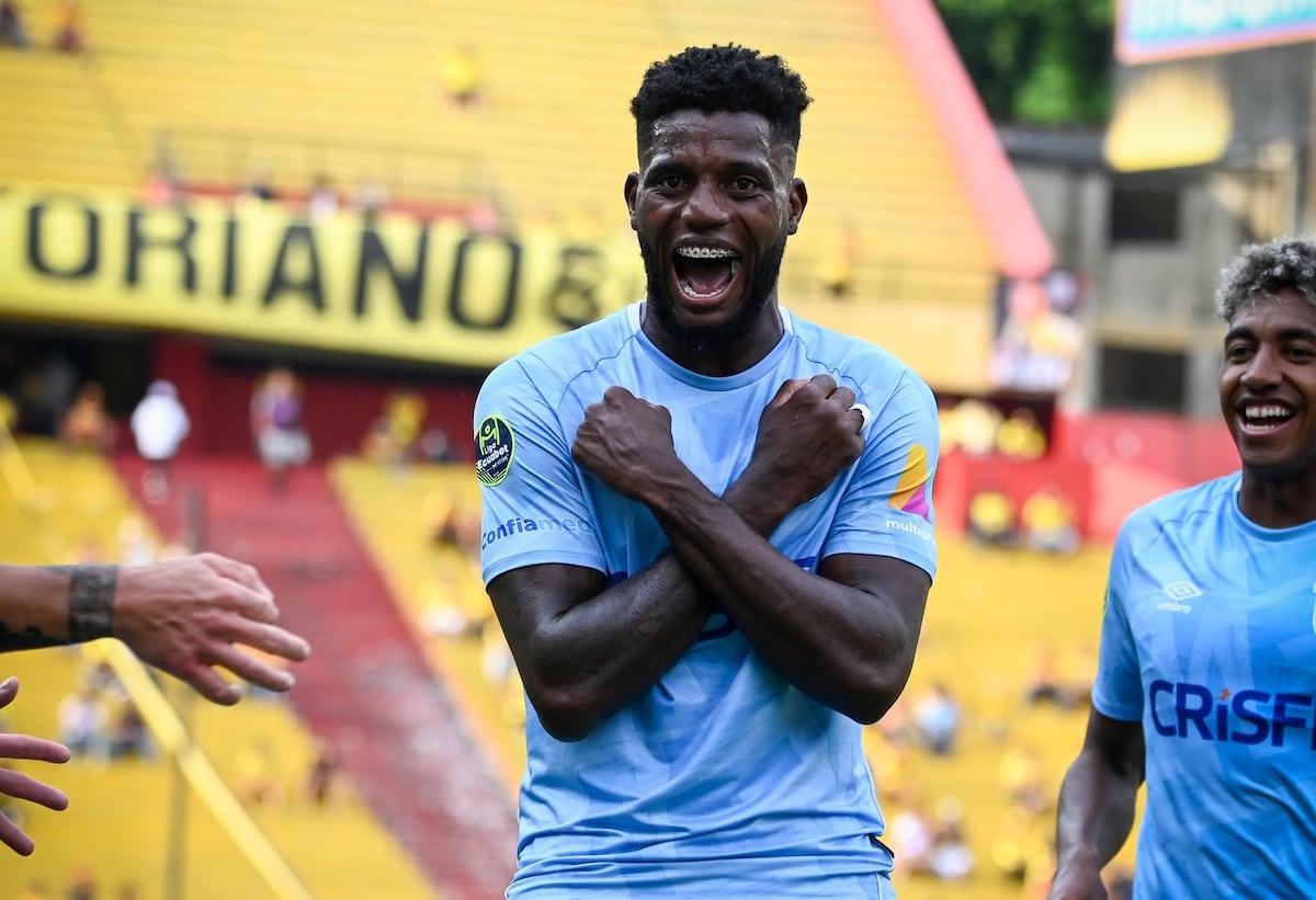 La Roja suma piezas en Sudáfrica y apunta al Mundial