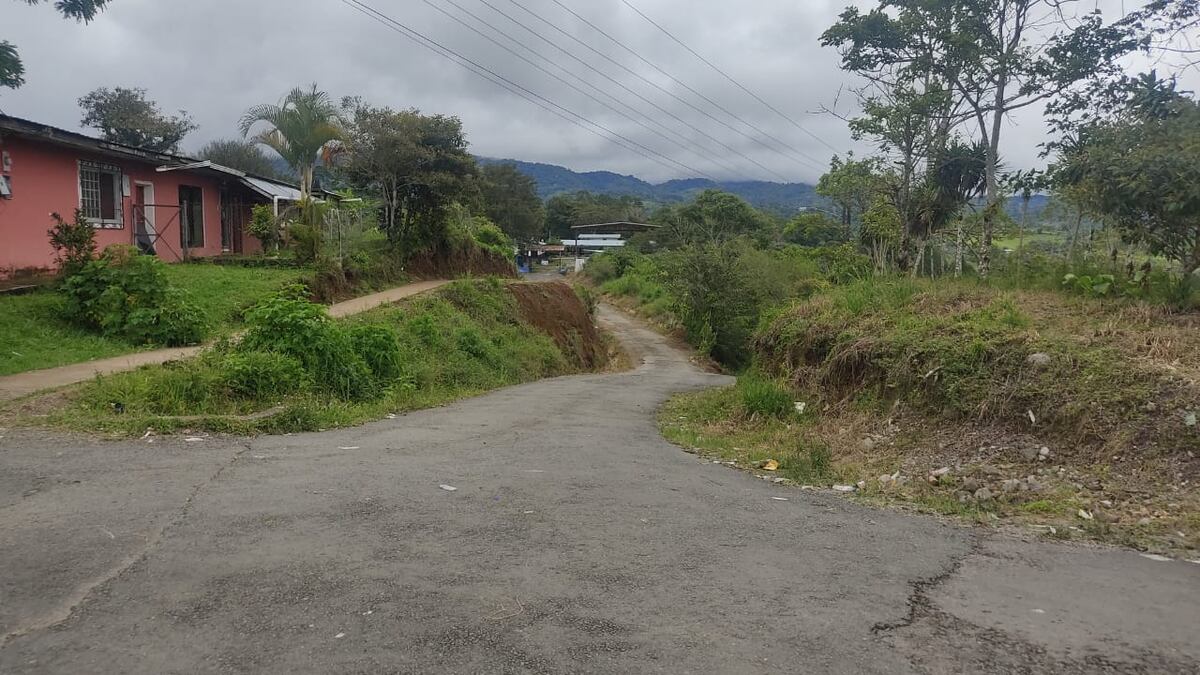 Delincuentes agreden a director de un plantel escolar en Renacimiento, Chiriquí