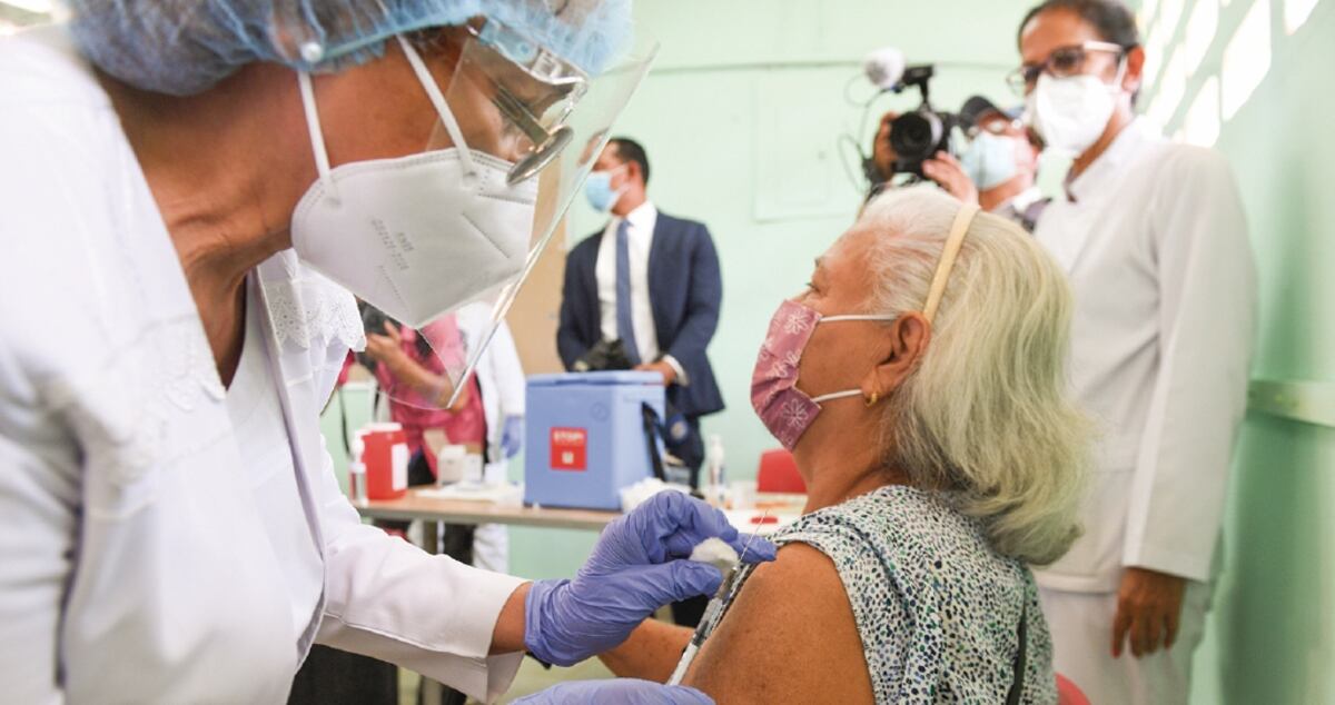 Viene la segunda dosis de la Pfizer para el 8-1, 8-6 y 8-10