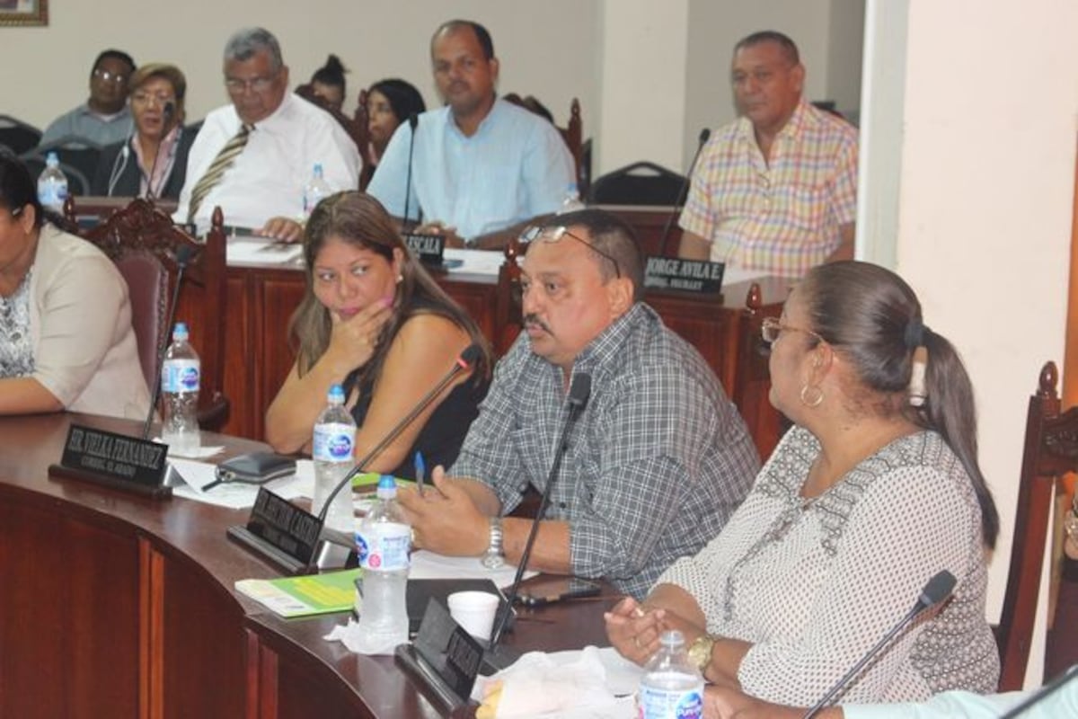 Solicitarán pensión vitalicia para trovador Prudencio Ramos. La pasa dura