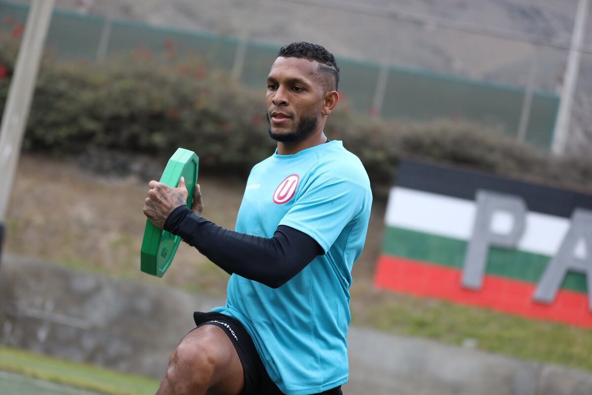 ‘Negrito’ Quintero y el Universitario ya le meten a las pesas