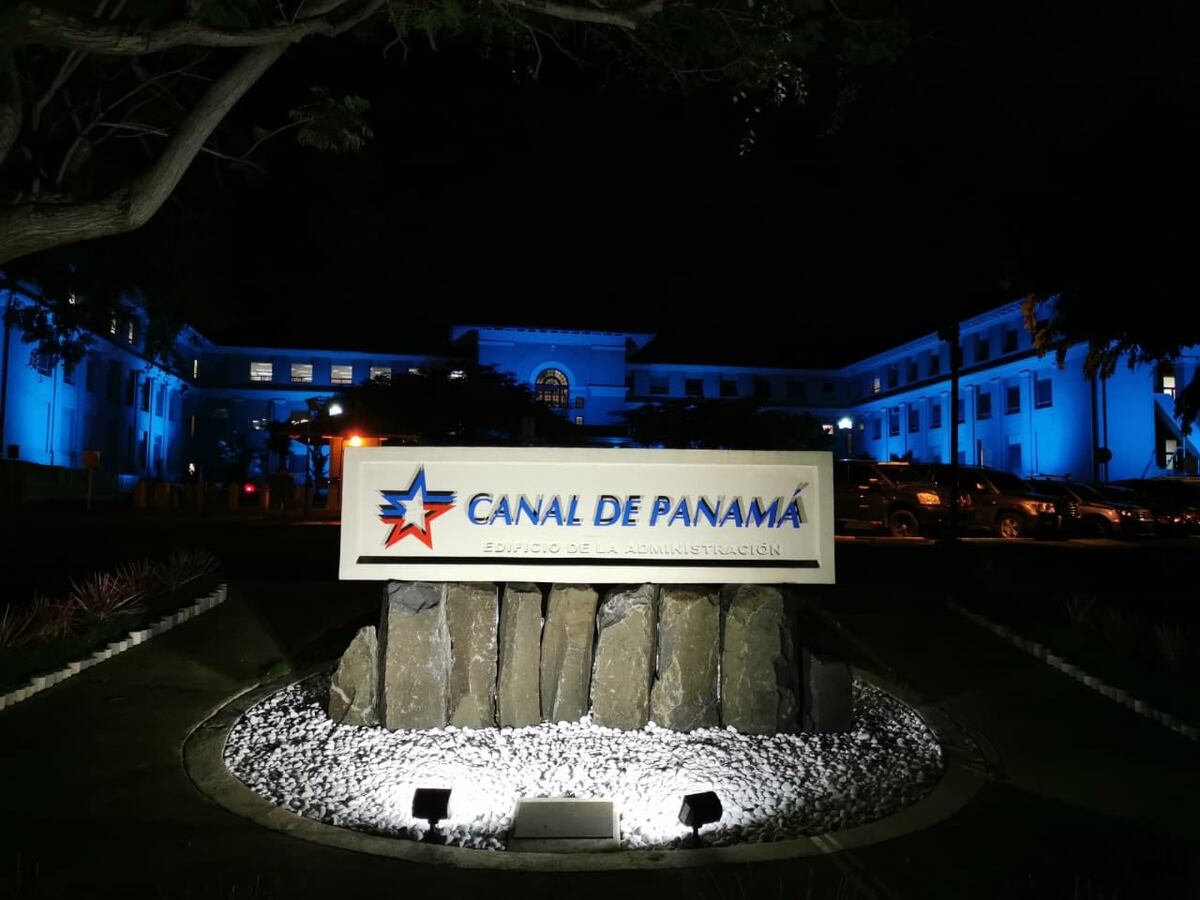 Canal de Panamá abre millonaria licitación para sistema de gestión del agua