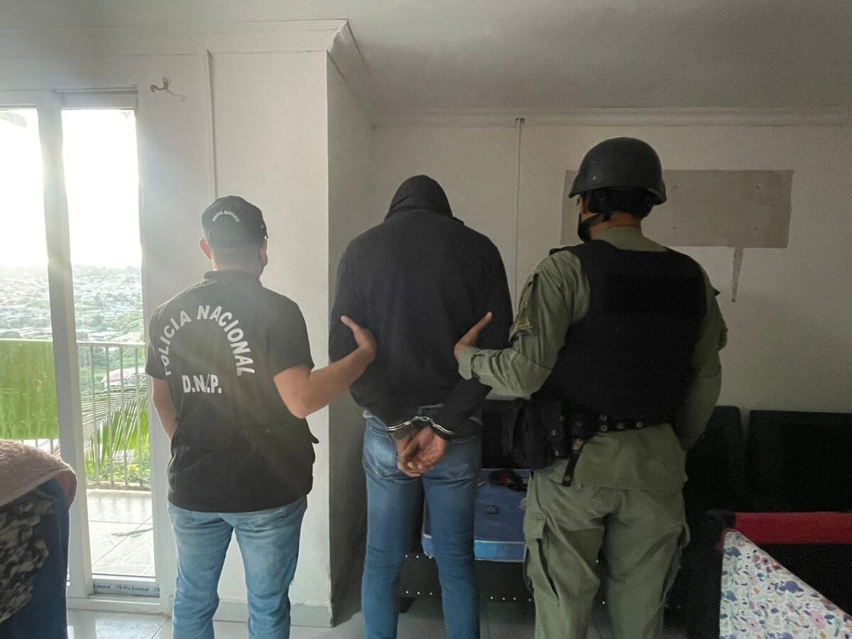 Era buscado por su vinculación en al menos seis casos de estafas por más de 500 mil dólares