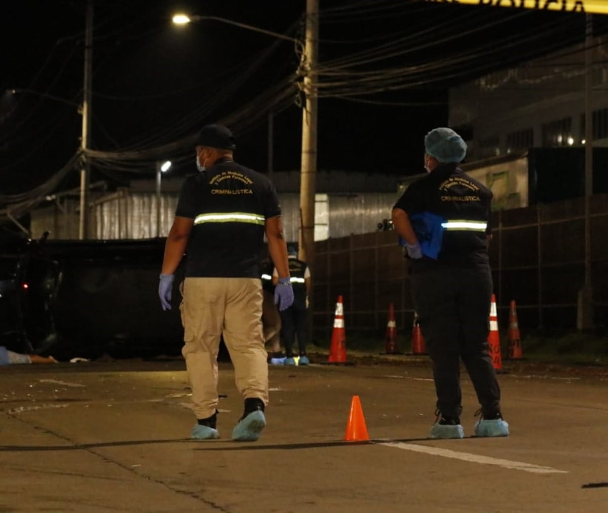 Fatal accidente. La mujer salió por el parabrisas y pierde la vida en Las Mañanitas