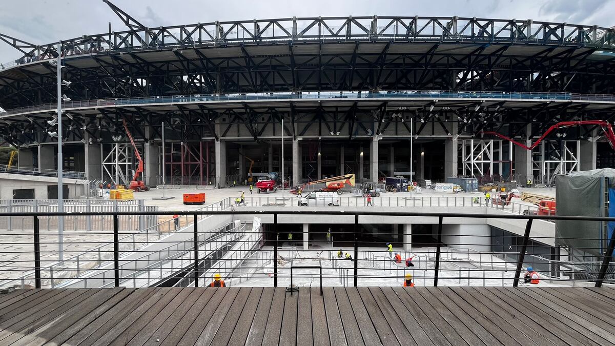 Montjuic o Spotify Camp Nou: la gran incógnita que atormenta al Barça