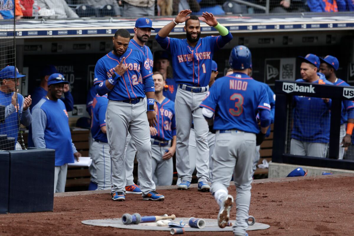 Los Padres aconductan a Nueva York a punta de poder