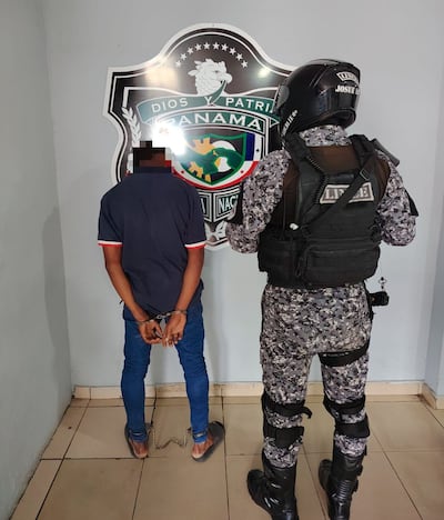 Lo ven nervioso y lo descubren: Cayó en La Ratonera con 88 carrizos