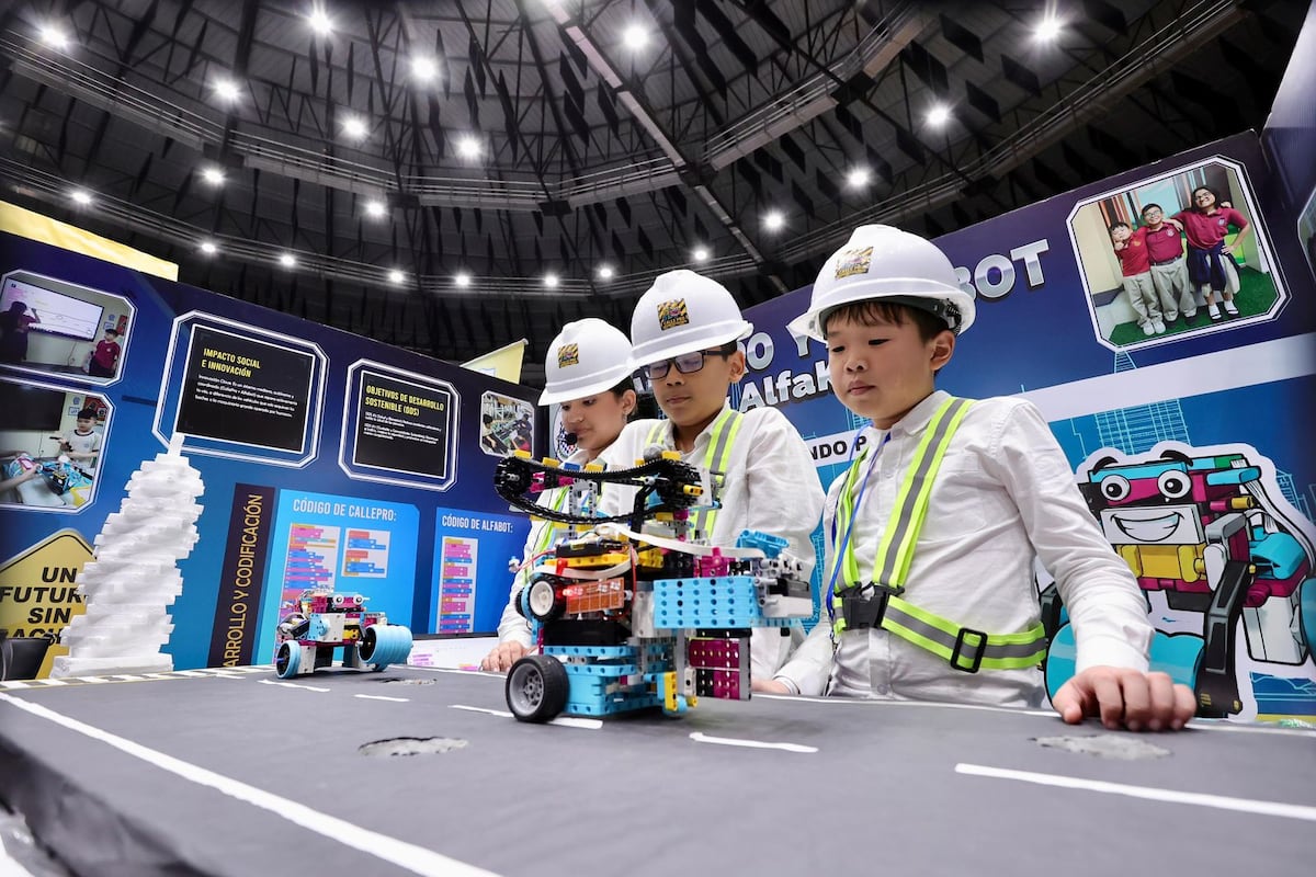 Panamá con fuerza tecnológica: estudiantes van a la Olimpiada Mundial de Robótica