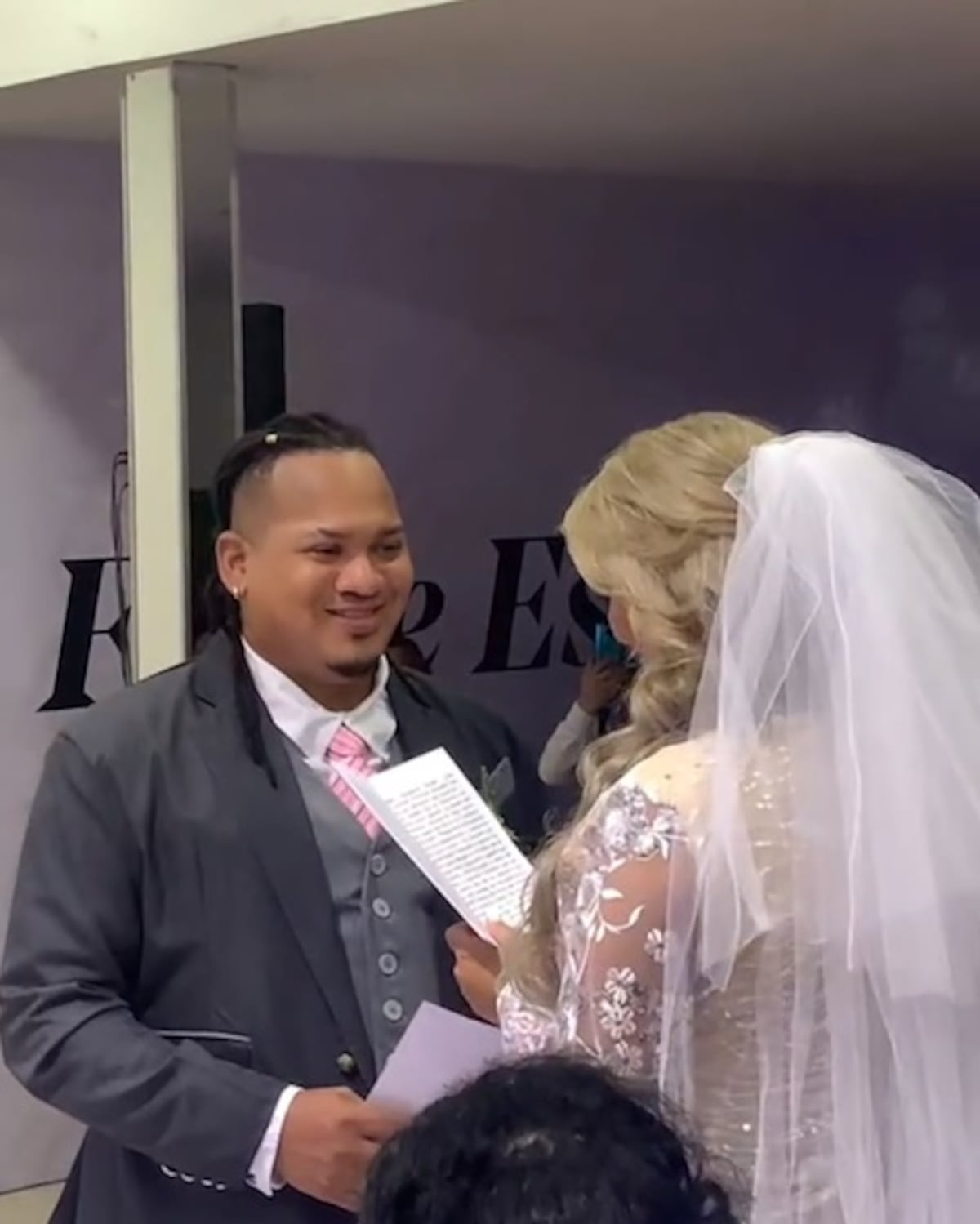 De Cuidados Intensivos por covid al altar. Instagramer dio el ‘sí, acepto’. Video