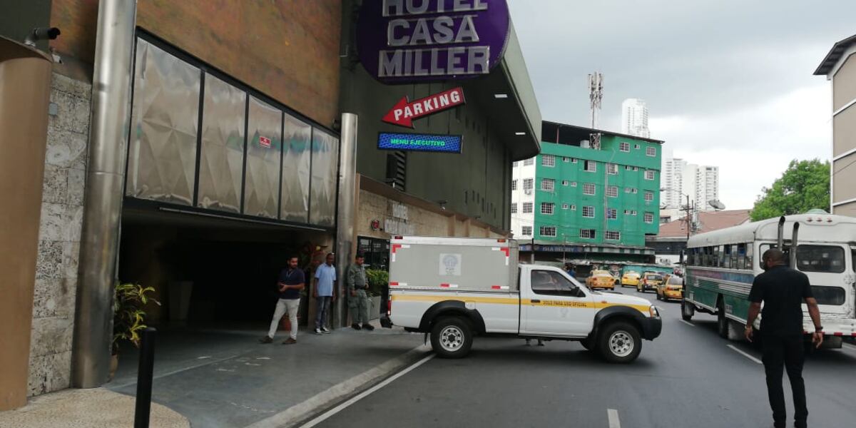 Un hombre muere en un hotel en Calidonia. Ministerio Público investiga. Video