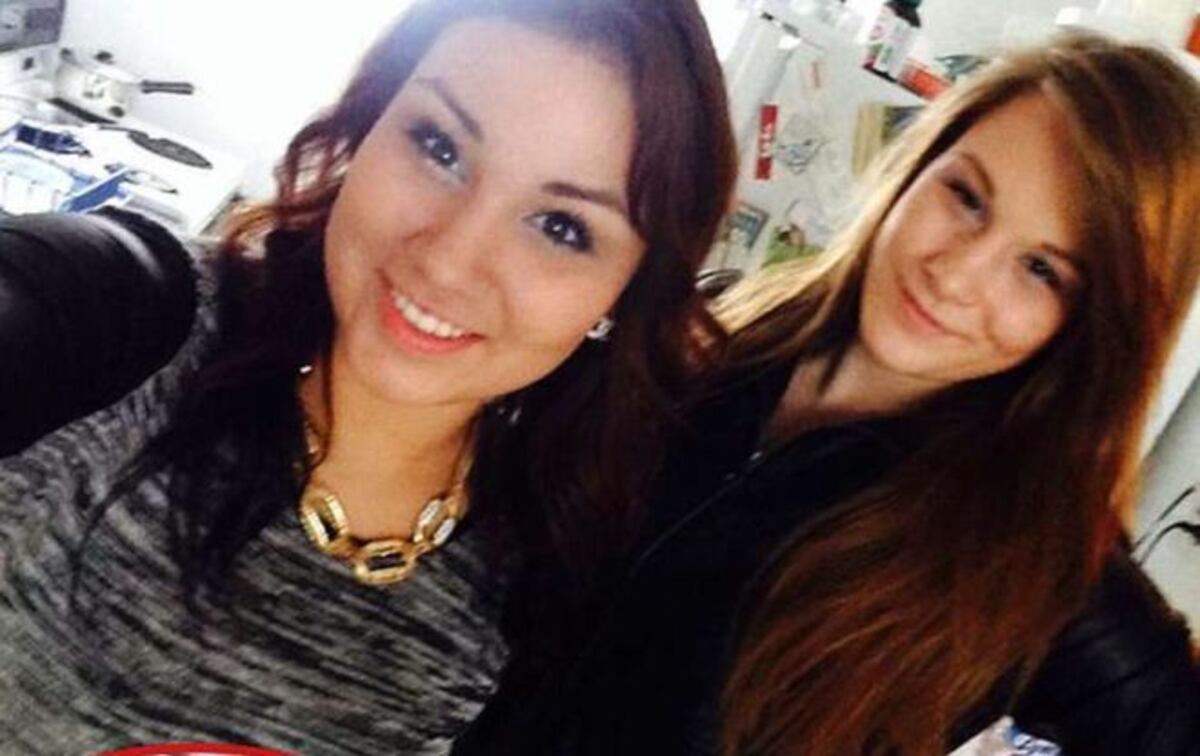 Mata a su amiga; detalle en esta foto de Facebook la deja al descubierto