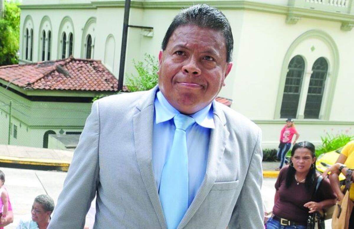 Diputados rebeldes califican de 'descabellada' el proceso de expulsión