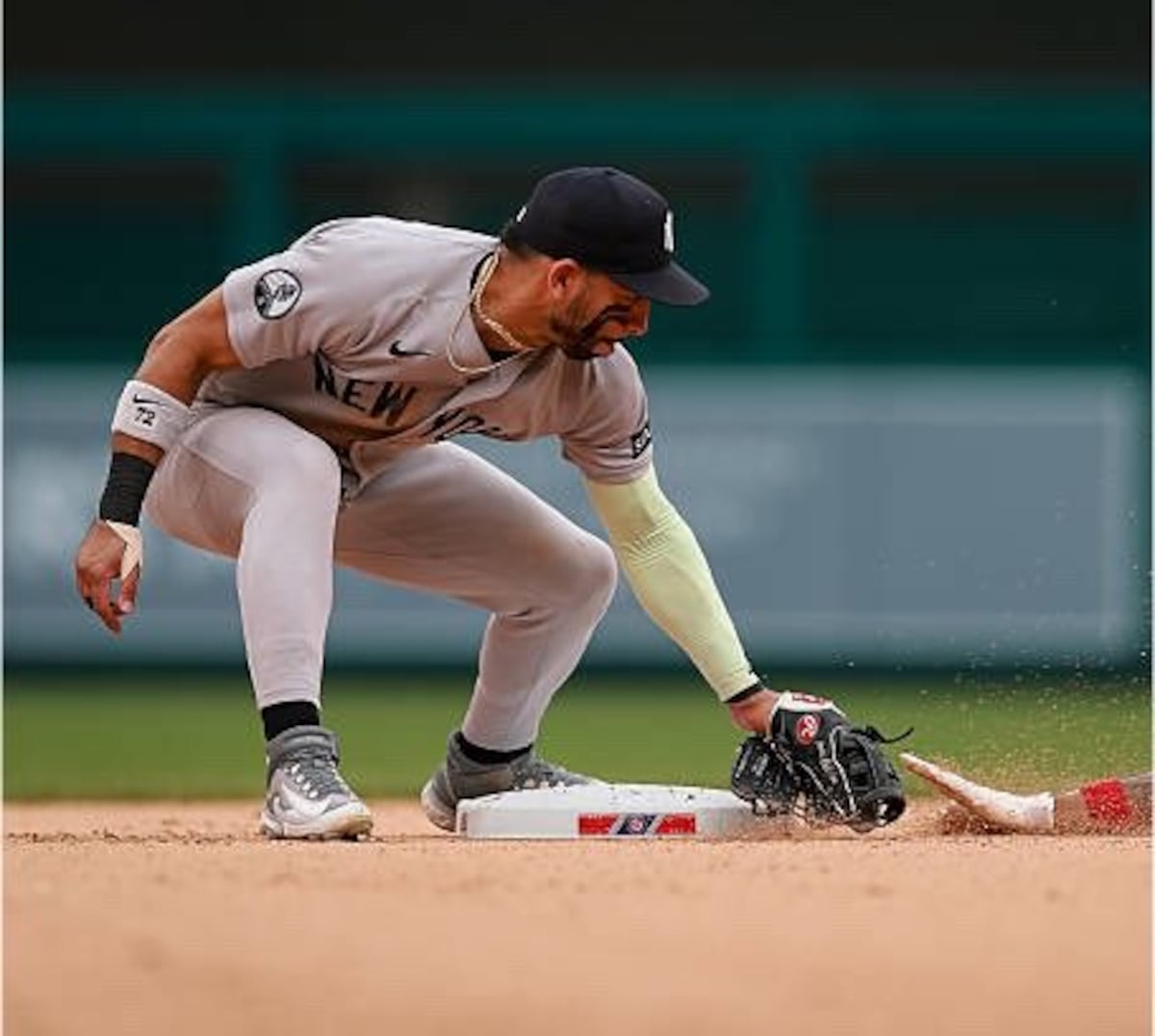 José ‘Chema’ Caballero y la jugada polémica que encendió a los Yankees en Filadelfia