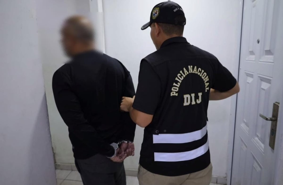Detienen a Noriel Araúz en Tocumen por presunta lesión patrimonial de $1.3 millones
