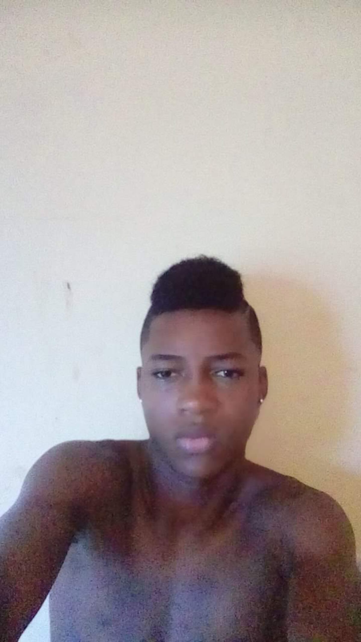 Menor de 14 años deberá responder por crimen de Emanuel en Colón