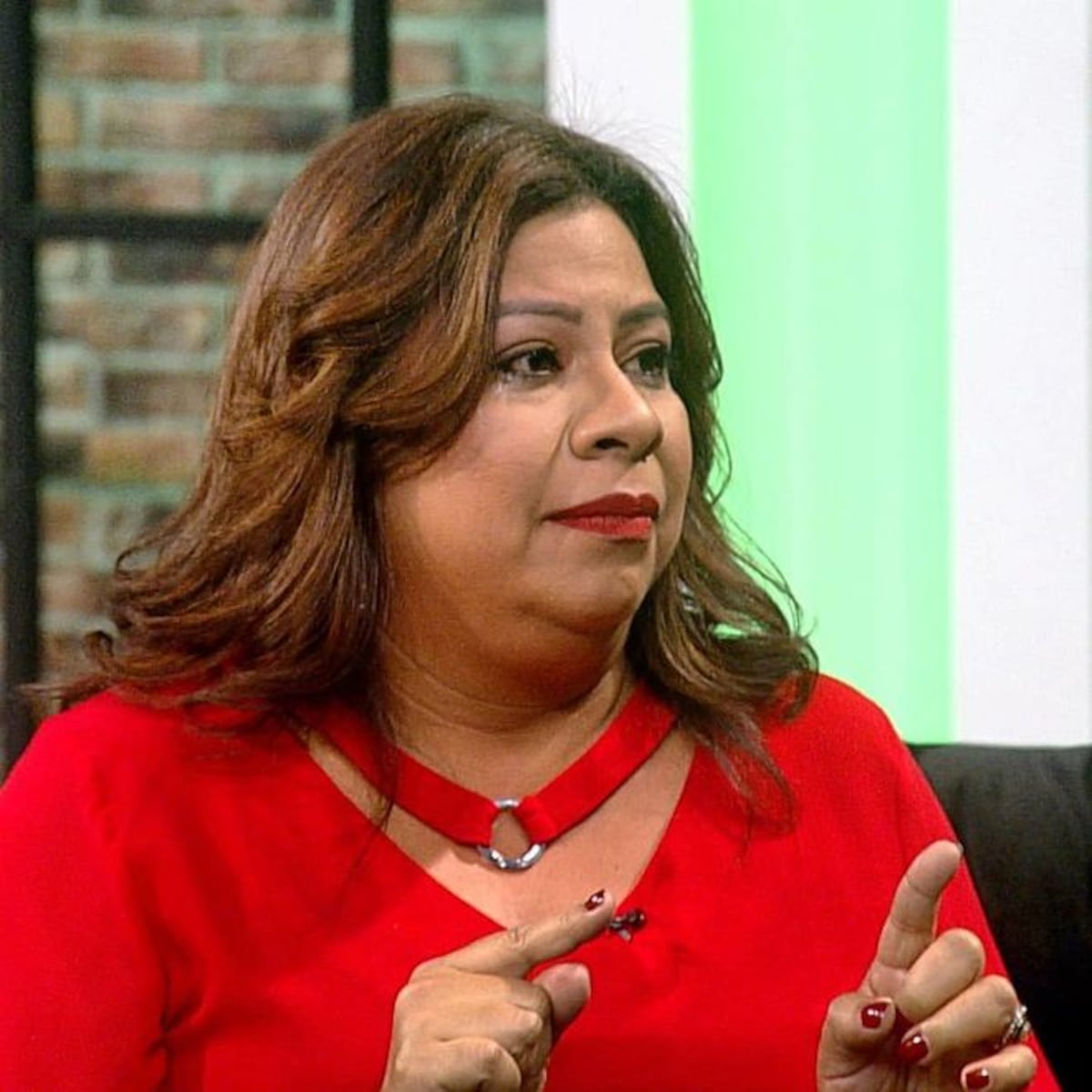 CASTALIA PASCUAL SE DIVORCIA.Llora en pantalla y confiesa un cargo de conciencia