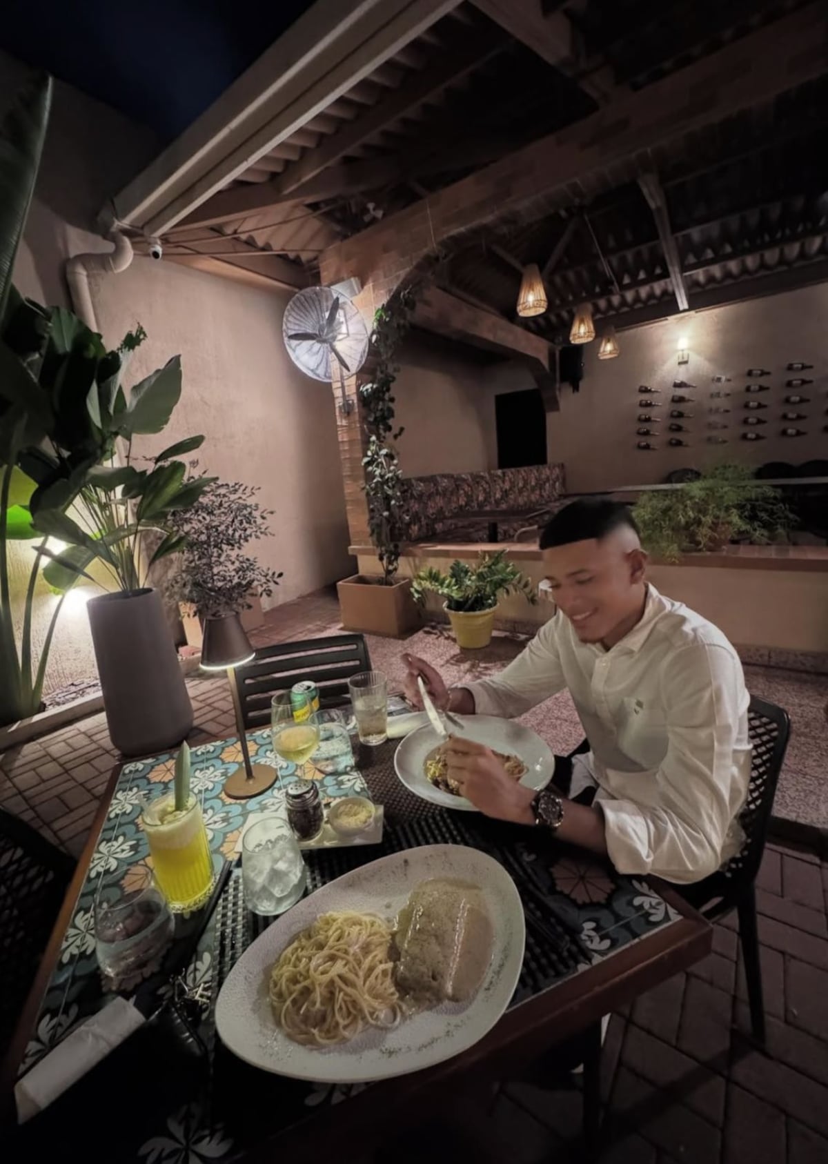 ¡La Cuchita romántica! Le preparó una noche de novela a su galán