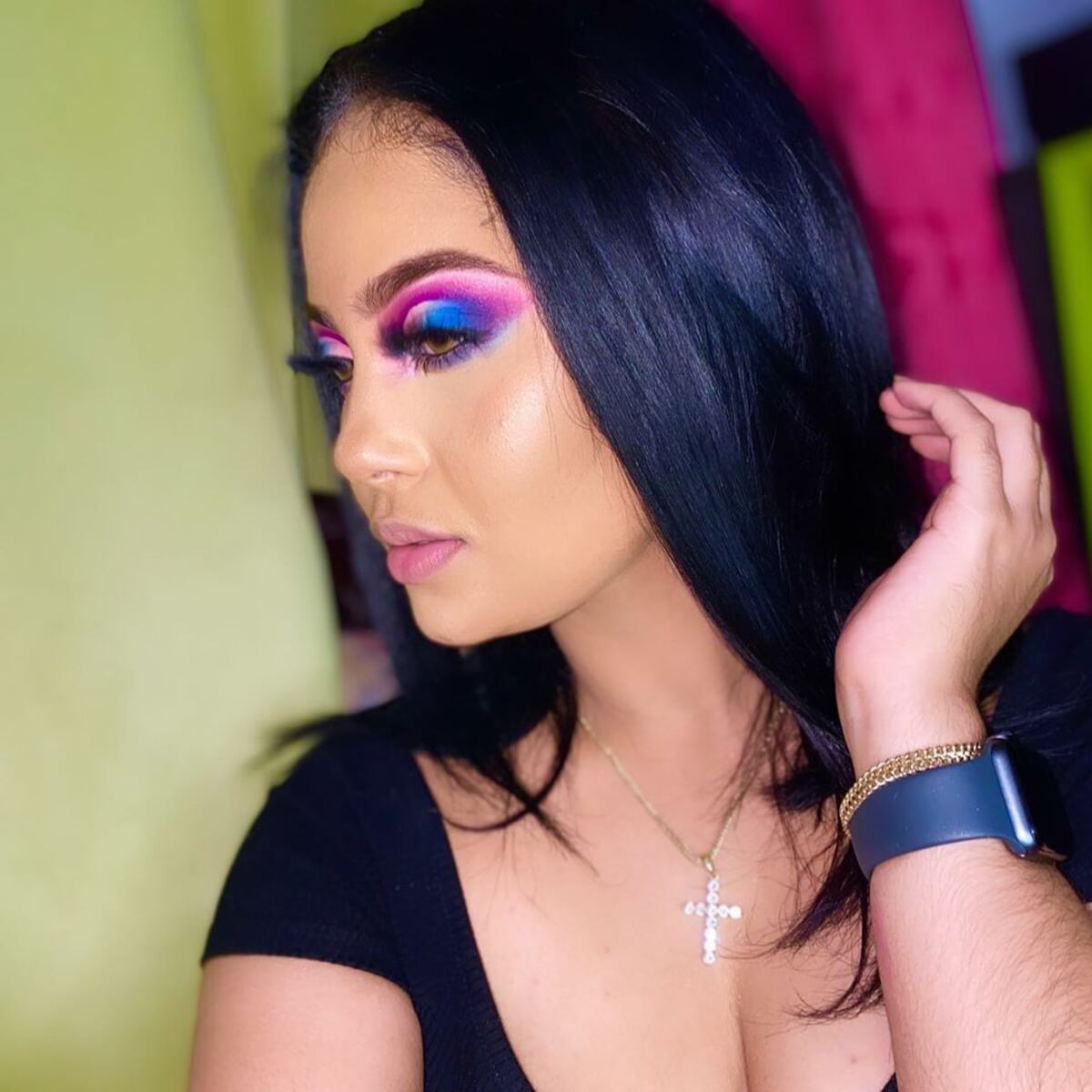 Tatiana Vélez se emberraca con admiradora de Yemil que le llamó piñata: ‘Cuando tú roncas es porque vas a dar la cara, ya cayó bajo’ 