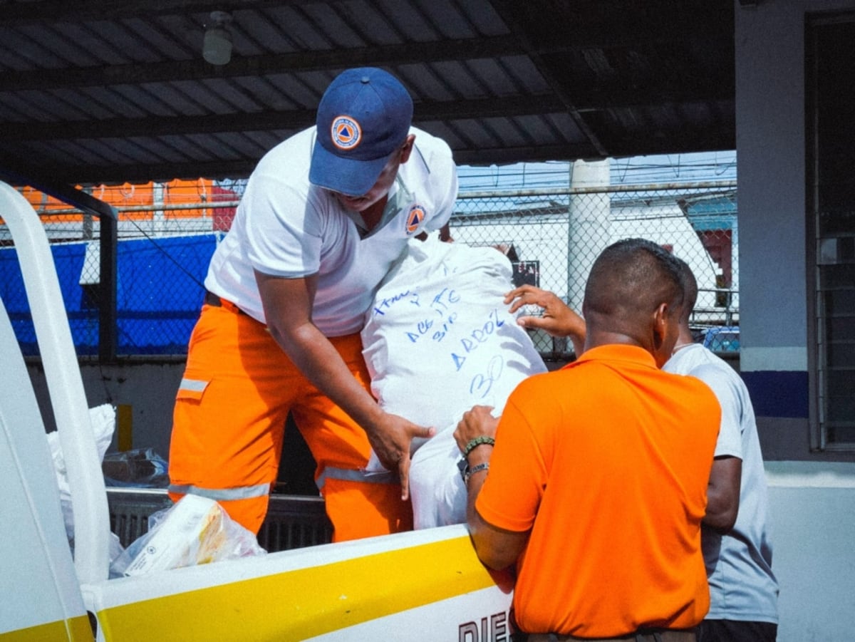 Familias en Bambú y El Pantanal reciben ayuda humanitaria y coordinan rehabilitación tras las inundaciones