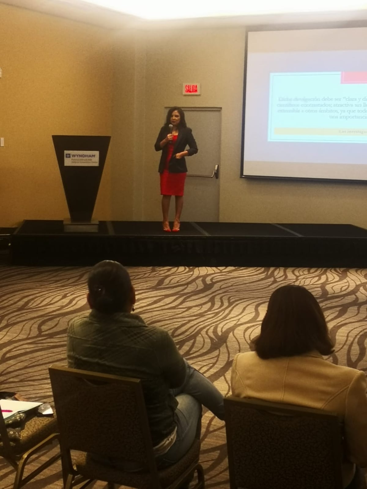 El vital trabajo de los recicladores en los vertederos